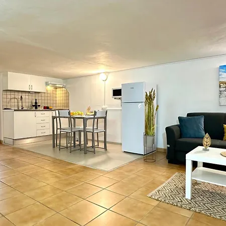 Acogedor Cerca De La Playa, Wifi *